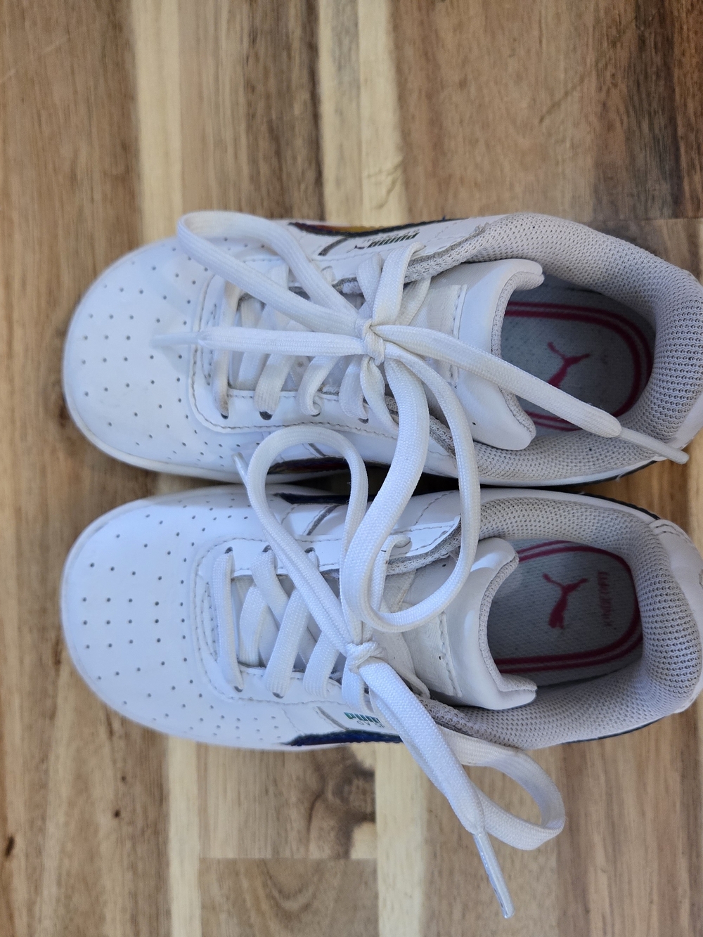 Puma White Kids Sneakers with Pink Insole Detail